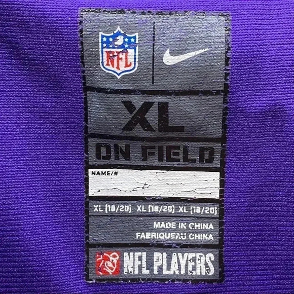 NIKE NFL Minnesota Vikings Adrian Peterson #28 Jersey - Picture 3 of 4